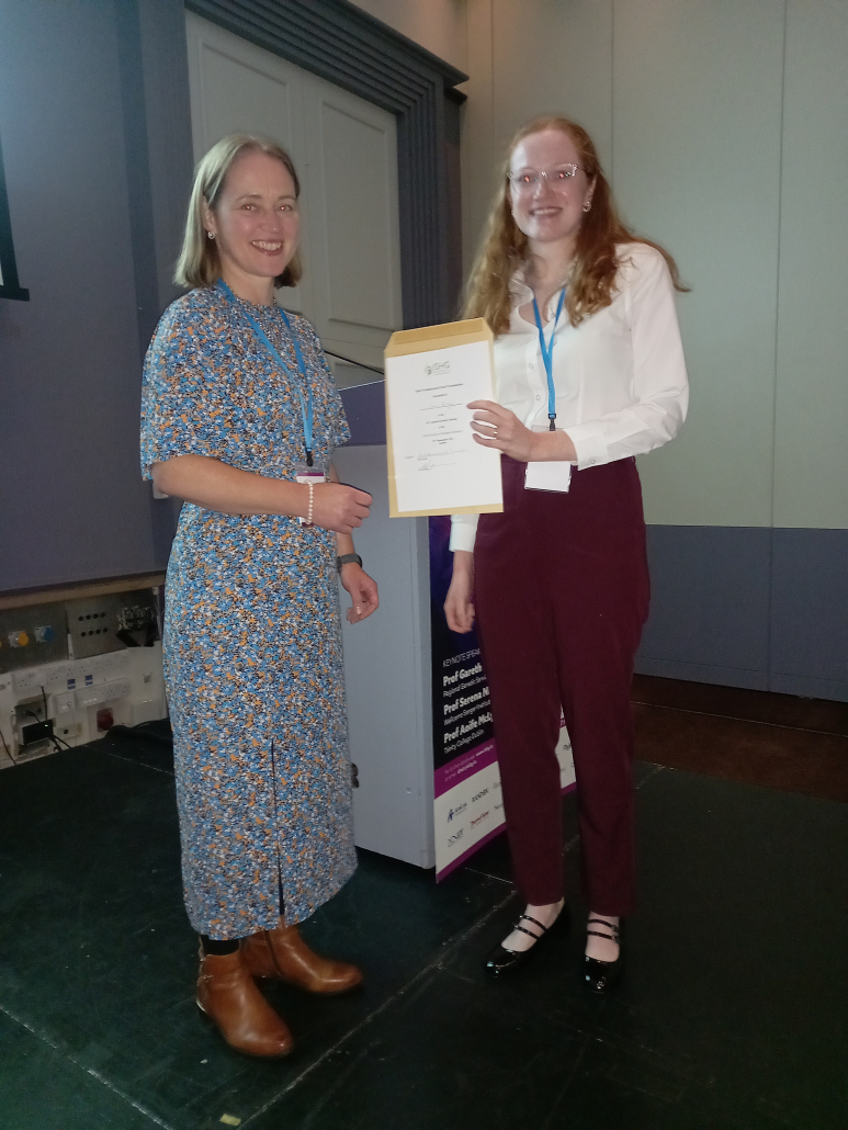 Best Postdoctoral Oral Presentation Winner Dr Laura Fahy and ISHG Chairperson Dr Deirdre Donnelly